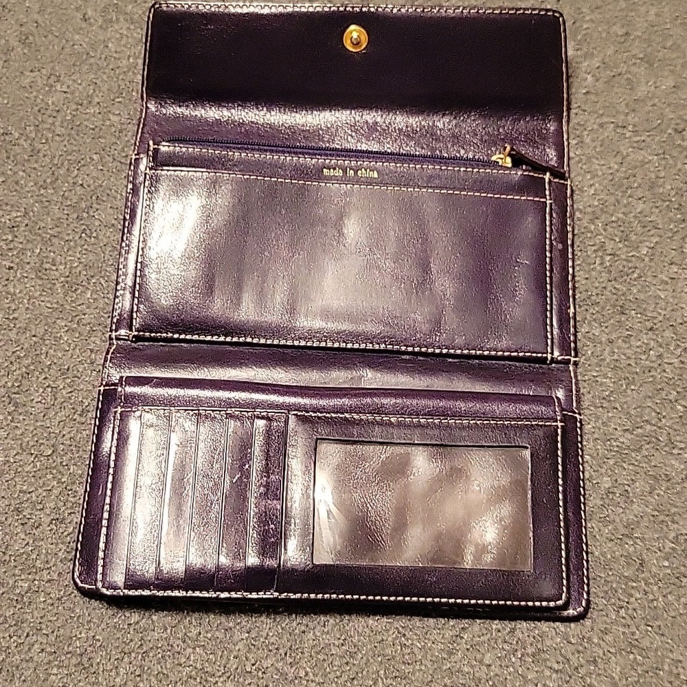 Kate Spade Red Wallet - Picture 5 of 11